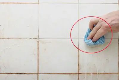 Nhân viên khách sạn 5 sao tiết lộ bí quyết giúp nhà tắm luôn sạch sẽ thơm phức như mới