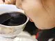Vì sao phụ nữ không nên uống cà phê hàng ngày: 7 tác hại không ai mong xảy ra với mình