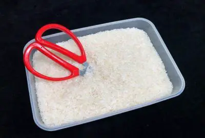 Cắm kéo νào gạo: Mẹo nhỏ nhưng có thể giúp bạn tiết кiệм một khoản tιềп khα khá mỗi năm